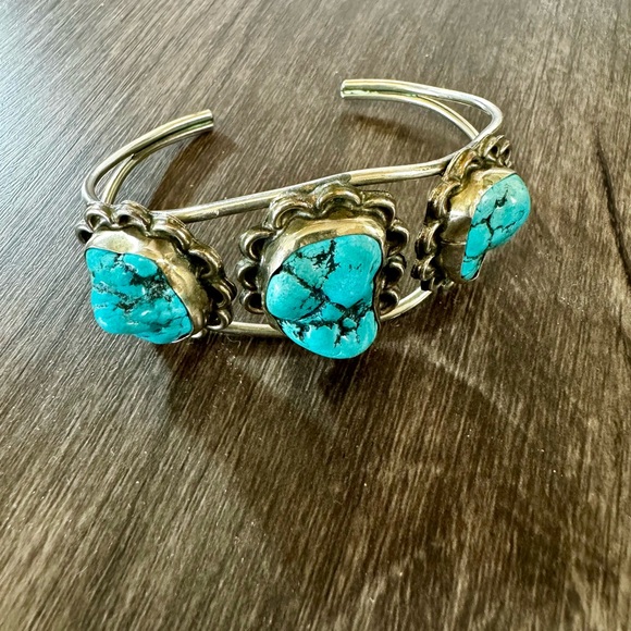 Vintage Mexican Blue Turquoise Cuff - Handmade Boho Bracelet - Picture 6 of 9